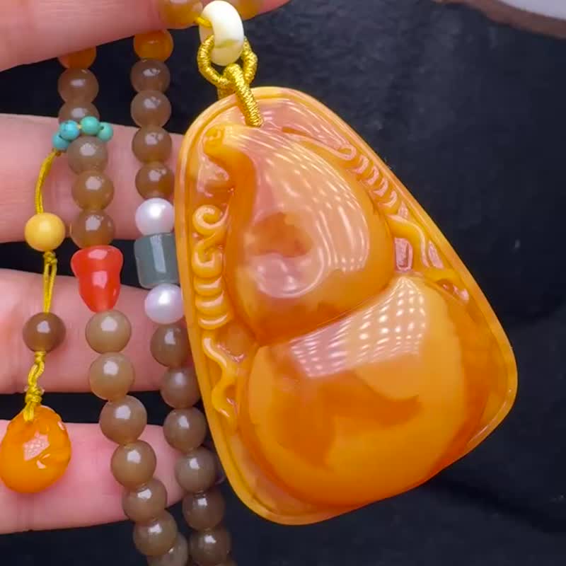 天然俄料鸡油红花蜡 葫芦牌吊坠  福禄吉祥 - 项链 - 宝石 