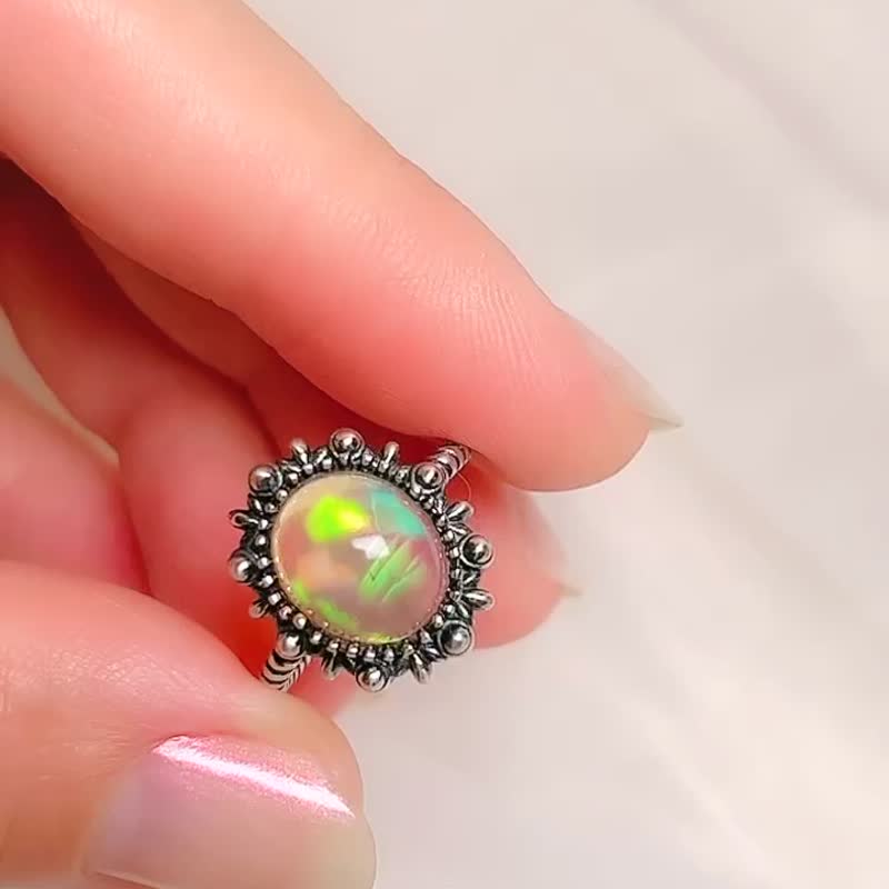烟花白欧泊戒指  绚丽彩幻的极光光彩 / 蛋白石 / 925纯银 / Opal - 戒指 - 宝石 多色