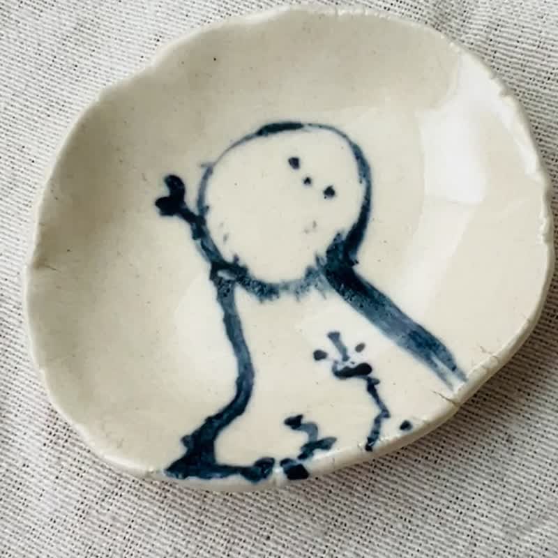 小山雀  青花手绘陶7.2 x 6.3 x 1.6 cm - 玩偶/公仔 - 陶 