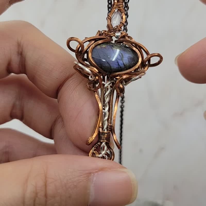 手工绕线 紫拉长石 紫铜 古典锁匙 颈链 - 项链 - 水晶 