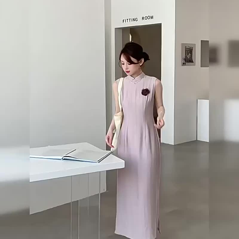 迷霧紫 贈胸花 春夏肌理無袖港工改良旗袍 日常新中式民國風洋裝 - 旗袍 - 其他人造纤维 紫色