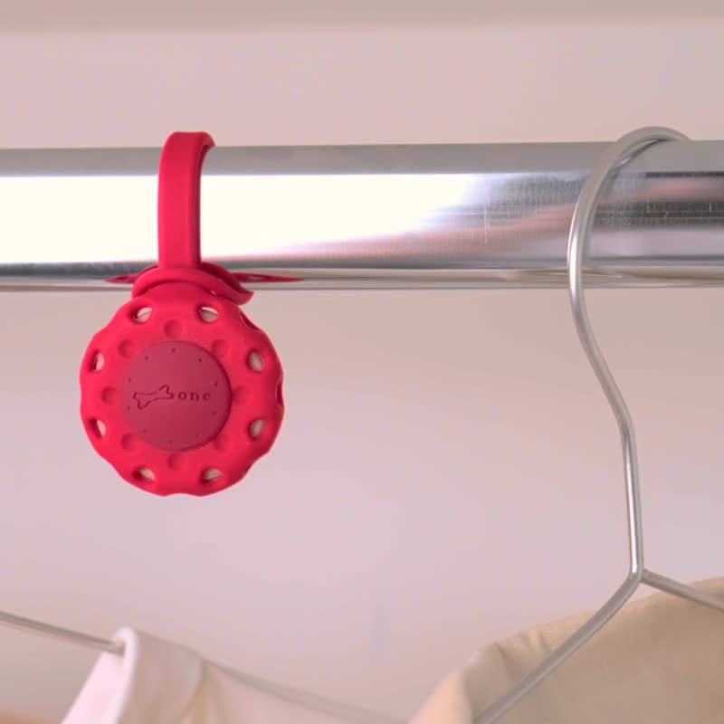 Bone 蹦克 / 逗扣香氛绑 挂绳精油扩香木 情人节礼物 - 香薰/精油/线香 - 硅胶 多色