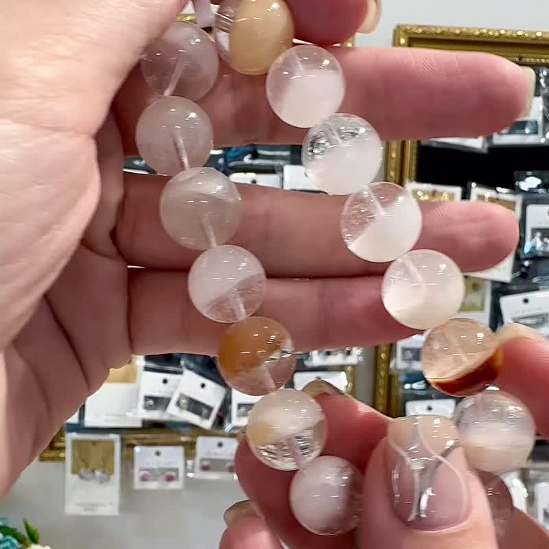 天然半盆渐层兔毛水晶12.8-13.5mm51.4g护身符净化快乐能量解压 - 手链/手环 - 水晶 多色