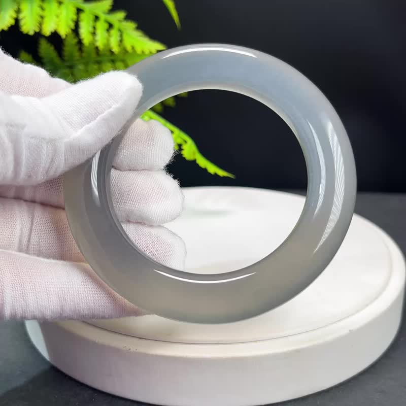 绿冰飘墨蓝玛瑙手镯 56MM 高冰透净体胖圆条聚宝盆 内心平静和谐 - 手链/手环 - 半宝石 