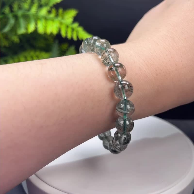 天然绿幽灵手串 9mm 千层满天星 晶体通透 绿色水晶手链 财富好运 - 手链/手环 - 水晶 绿色