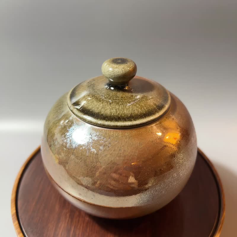 福品释出 / 柴烧三两金彩茶仓 / 茶罐 / 藏茶器 / 小平凡手作 - 其他 - 陶 卡其色