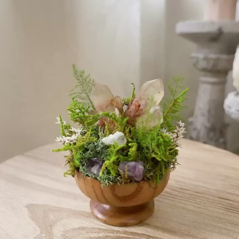 马达加斯加 浅粉带红水晶簇-草莓小刨冰。永生叶材绿植栽 - 植栽/盆栽 - 水晶 粉红色