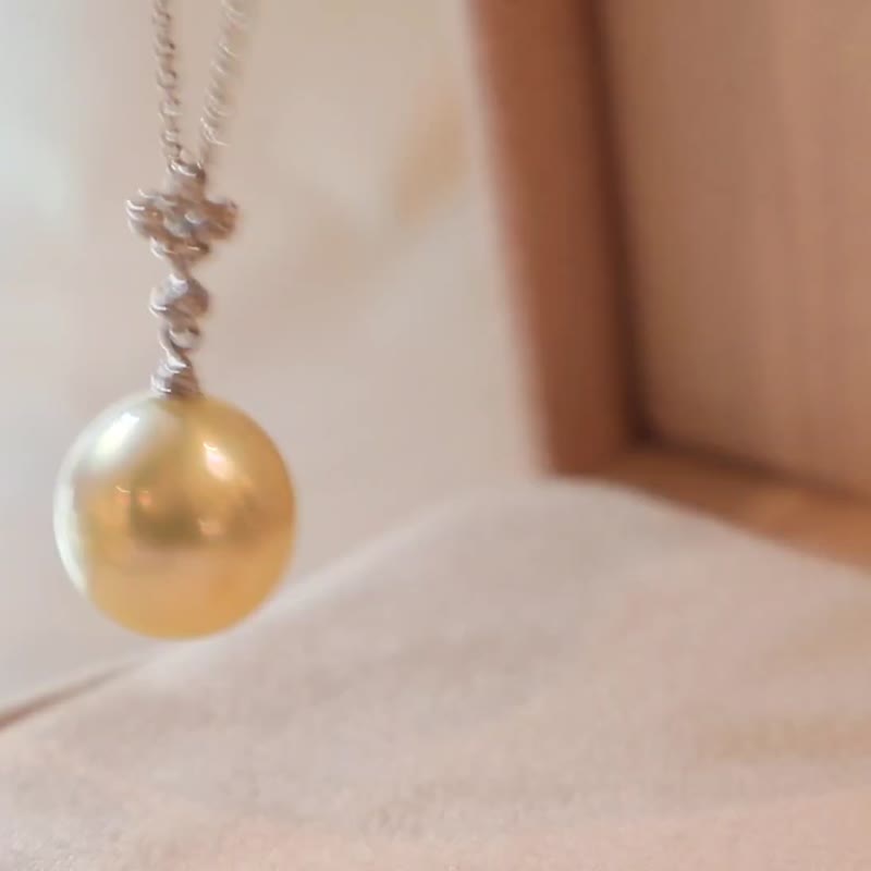 天然南洋海水金珠碎钻吊咀颈链 12.5mm18k金 - 项链 - 珍珠 金色