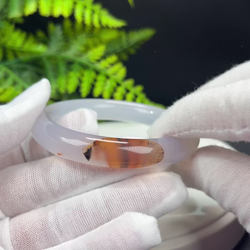 精美 白玛瑙手镯 53MM 冰润起刚飘景 圆条玉髓手环 护身辟邪平安 - 手链/手环 - 半宝石 白色