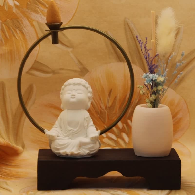 倒流香禅风小佛套组-衲静 台湾原创 在地生产 附台湾制倒流香3颗 - 香薰/精油/线香 - 其他材质 白色