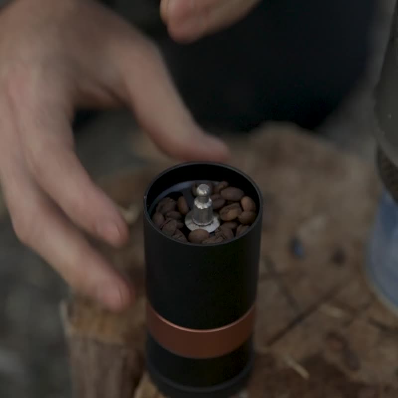VSSL JAVA 军规 户外 登山 露营 不锈钢刀盘 手摇磨豆机 - 碳黑 - 咖啡壶/周边 - 铝合金 黑色