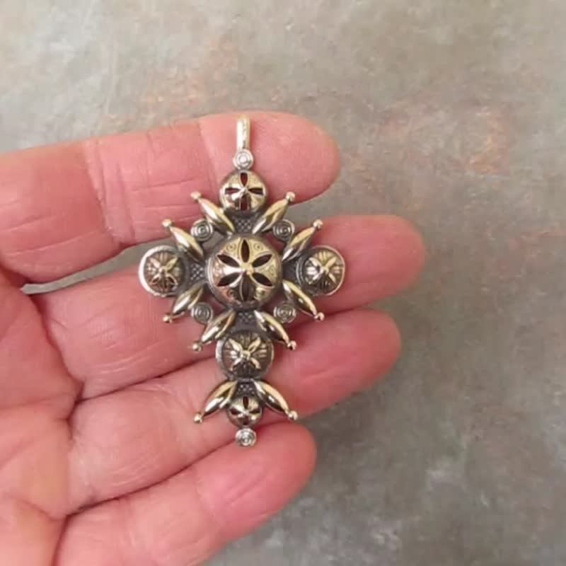 手工制作的黄铜十字架项链吊坠，传统基督教珠宝，民族饰品 - 项链 - 铜/黄铜 金色