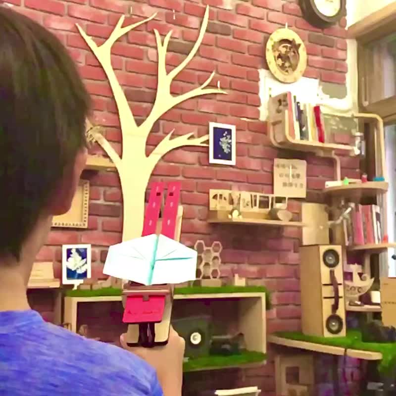 【DIY手作礼物】纸飞机发射器 -适6岁up 附教学影片工具 定制礼物 - 木工/竹艺/纸艺 - 木头 蓝色