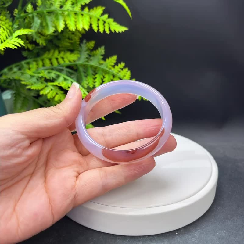 稀有冰紫朱砂玛瑙手镯 56MM 起光飘花朱砂点玉髓手环 舒缓和谐 - 手链/手环 - 半宝石 紫色