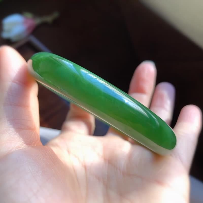 天然和田玉碧玉手镯 圈口58.5mm 冰底猫眼儿色泽均匀 - 手链/手环 - 玉石 