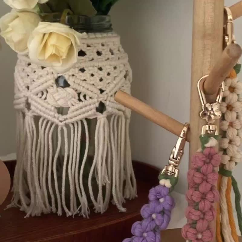 【DIY KIT】Macrame 编织小花钥匙圈材料包l多色初学 全程影片教 - 编织/刺绣/羊毛毡/裁缝 - 棉 白色
