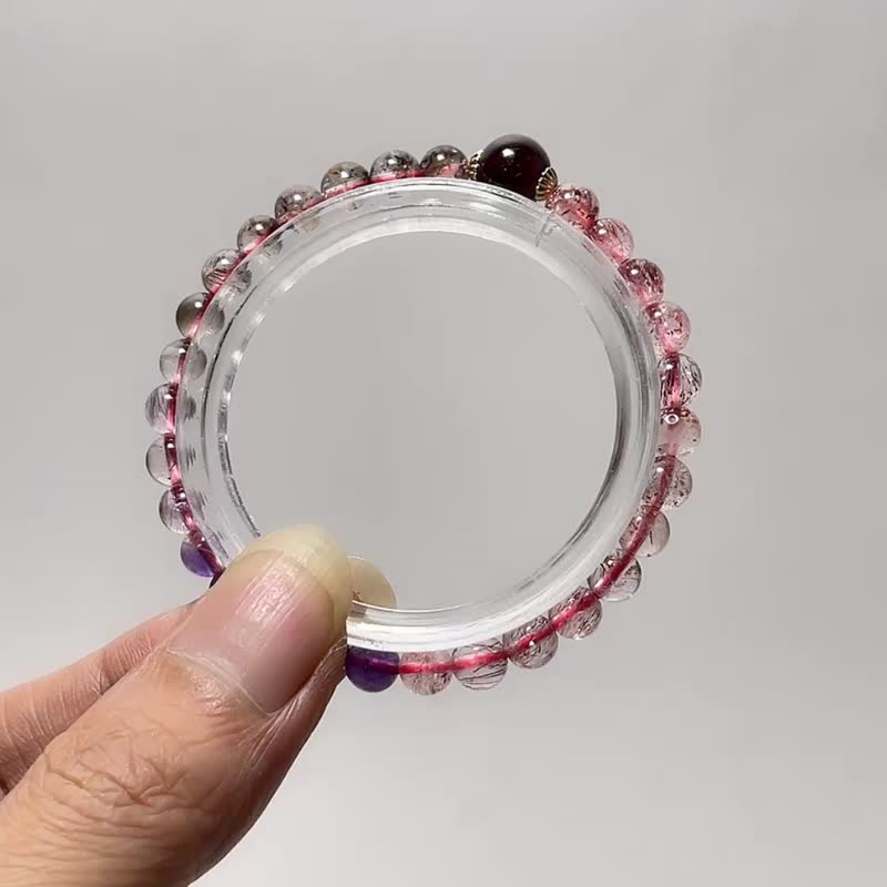 天然矿石 超七 5.5 mm 红石榴石 手链 - 手链/手环 - 宝石 多色
