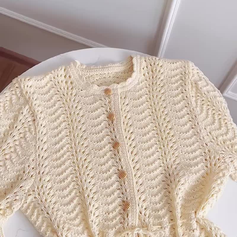 复古蕾丝针织上衣 奶油白绑带腰部衬衫 女款手工针织毛衣 - 女装衬衫 - 棉．麻 