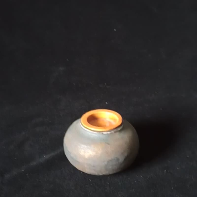 茶席上的小茶叶罐茶仓日仓香罐手拉胚釉烧木盖陈炫亨作品 - 茶具/茶杯 - 陶 多色