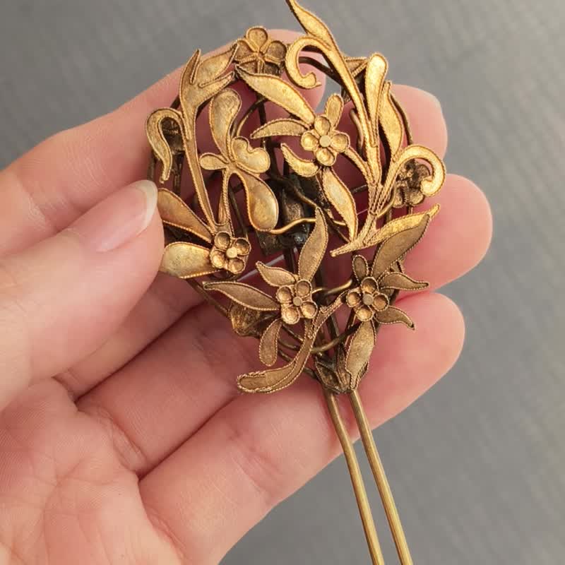 老鎏金花卉发簪– 古董发饰 / 帽花 - 纯古董 SA-017 - 其他 - 银 金色