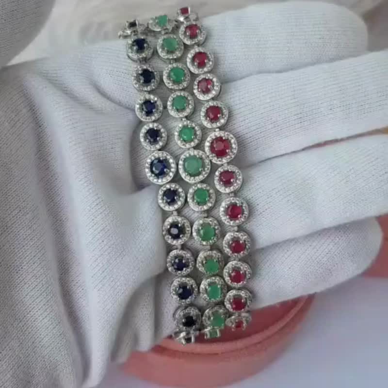 天然蓝宝石手链，925纯银材质，白K金镀层，绳结可调节。 - 手链/手环 - 纯银 蓝色