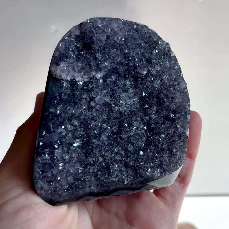 *闪闪的圆头*天然紫水晶摆件 Natural Amethyst - 摆饰 - 水晶 紫色