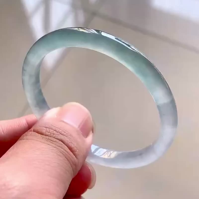 冰种玉镯 天然翡翠玉镯 A玉 手镯 • 冰种晴水翡翠福镯 - 手链/手环 - 玉石 绿色