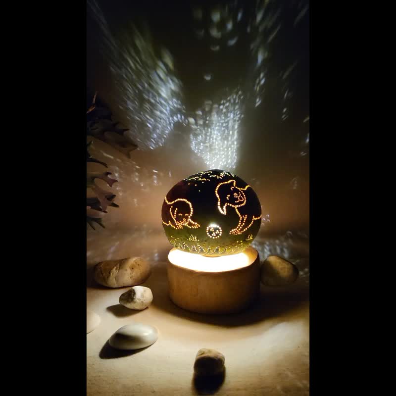 可爱狗狗玩球球 浪漫美丽小夜灯 - 灯具/灯饰 - 其他材质 绿色