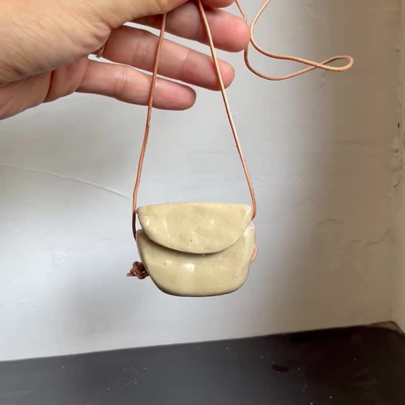 陶瓷花瓶项链 - 长链 - 陶 白色