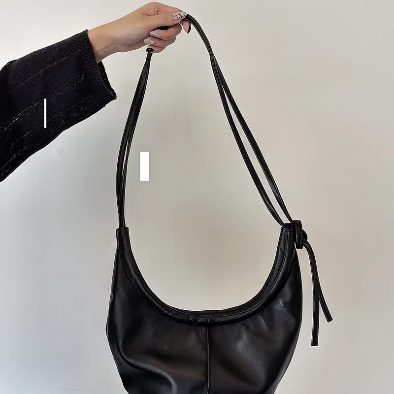 【新品上架】超轻羊皮可颂斜挎包半月型两用包旅行包 香港小众 - 侧背包/斜挎包 - 真皮 黑色