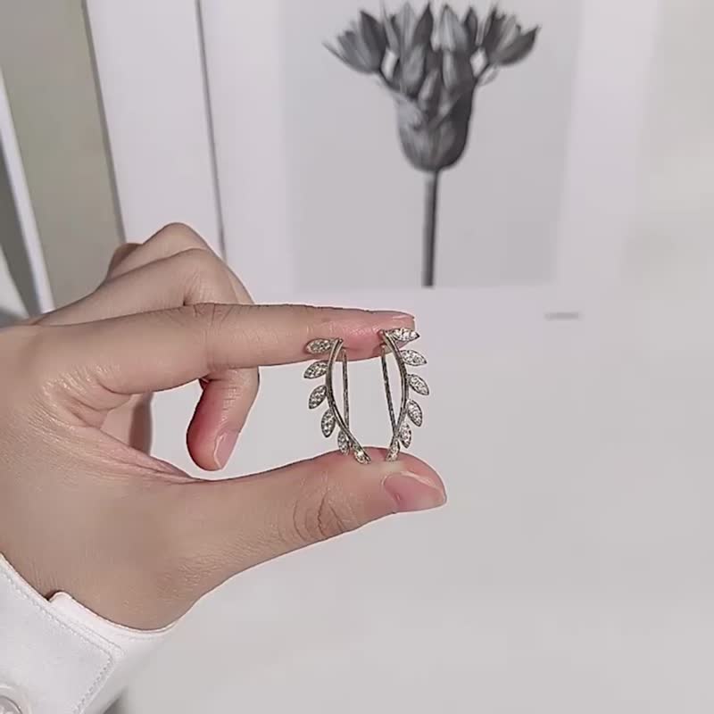 莫桑石 莫桑钻 树叶渐进耳环 台北门市 定制化订制白金 - 耳环/耳夹 - 其他材质 