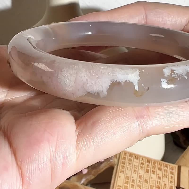 樱花玛瑙手镯 玛瑙手镯 小清新冰烟灰底开意境粉花圆条53/54/55 - 手链/手环 - 玉石 