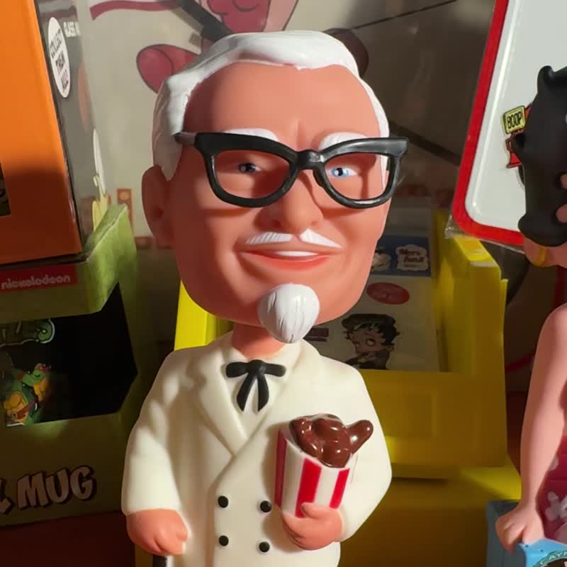 【 圣诞礼物提案 】Wacky Wobbler 轻复古经典 主角摇头公仔 - 玩偶/公仔 - 塑料 多色