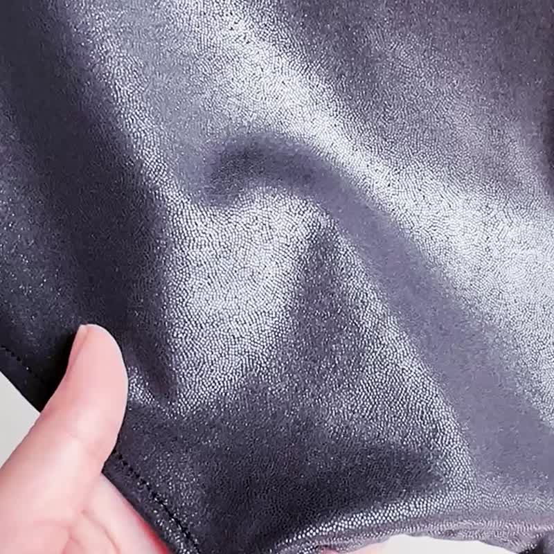 皮革感亮面夜黑 弹性布 露背削尖背心 Handmade 设计自制 - 女装背心 - 聚酯纤维 多色