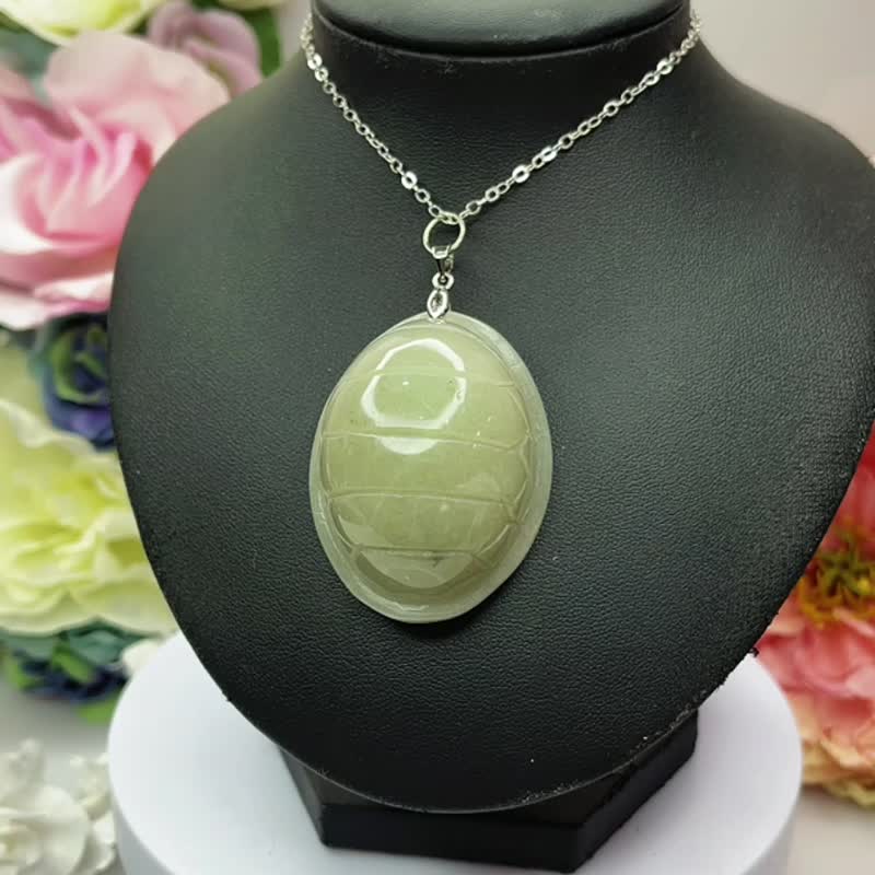 豆青佘太翠 浑厚饱满富甲天下 财富健康 手把件 项链 大挂坠 吊坠 - 项链 - 玉石 绿色