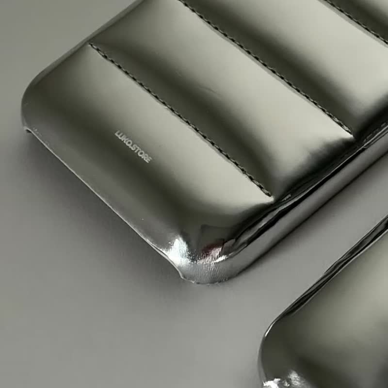 iPhone CASE |  独家太空系列 | 一体成形电镀太空羽绒防摔壳 - 手机壳/手机套 - 其他材质 