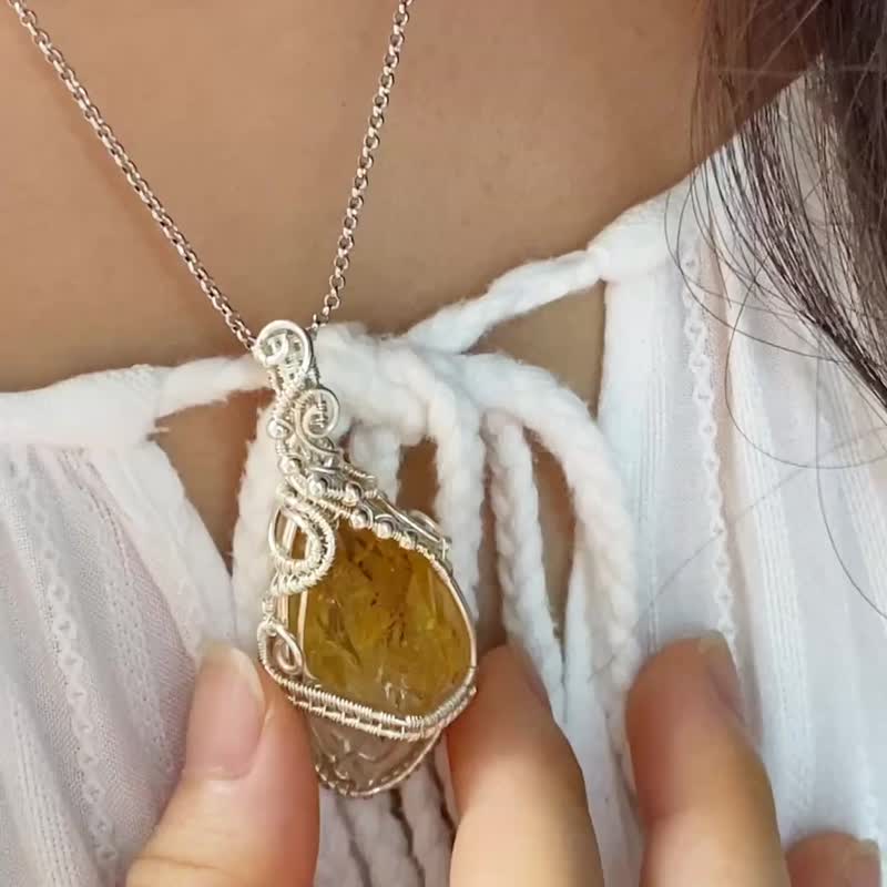 【共生水晶】黄水晶鱼眼石水晶项链 / 限量原石 招财 - 项链 - 水晶 黄色