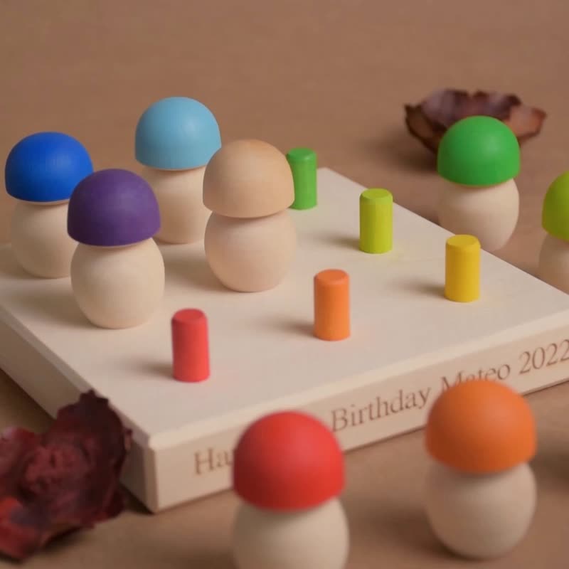 地理板上的木制蒙特梭利颜色分类玩具蘑菇个性化礼物 - 玩具/玩偶 - 木头 多色