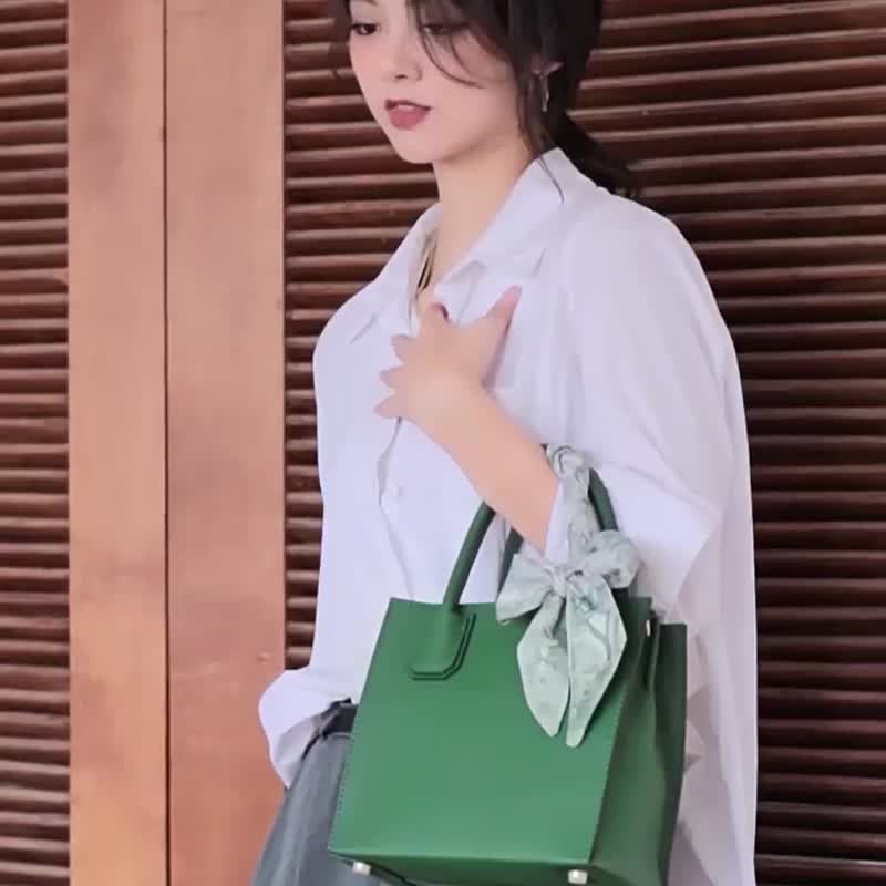【生日礼物】蠢小鱼真皮女托特包手提斜背包diy手工材料包侧背 - 手提包/手提袋 - 真皮 绿色