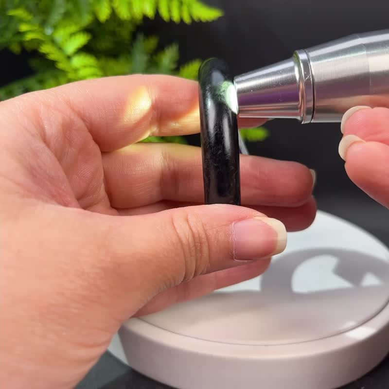 和田玉墨玉手镯53MM 老料哑光黑色羊脂玉手环 附证书 古意盎然 - 手链/手环 - 玉石 黑色