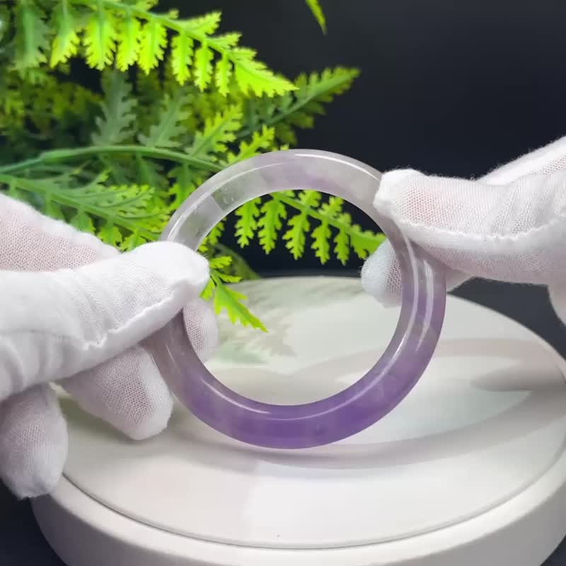 精品 渐变紫水晶手镯 51MM 冰透闪片圆条 紫色水晶手环 舒缓压力 - 手链/手环 - 水晶 紫色