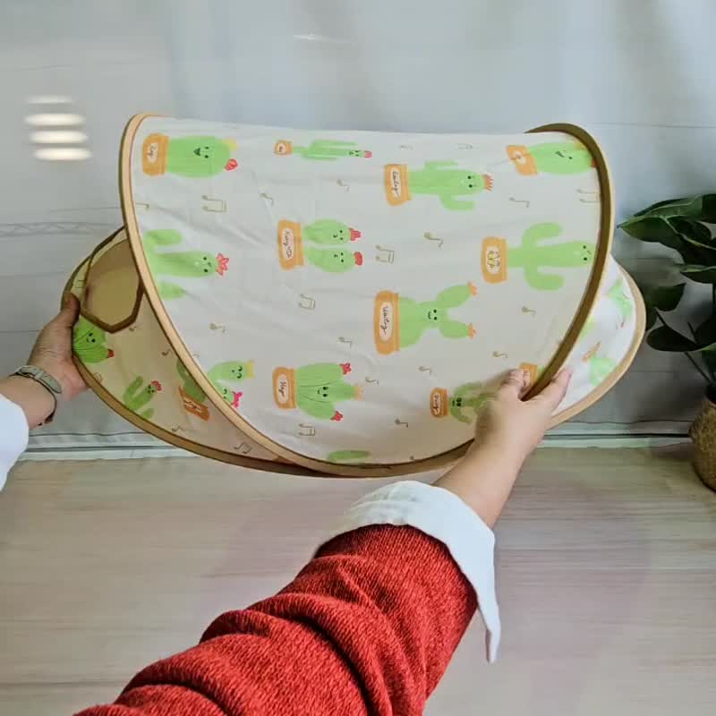 小巧折叠帐篷 (小)- 甜橘草地 猫咪 宠物帐篷 特宠 - 床垫/笼子 - 其他人造纤维 橘色