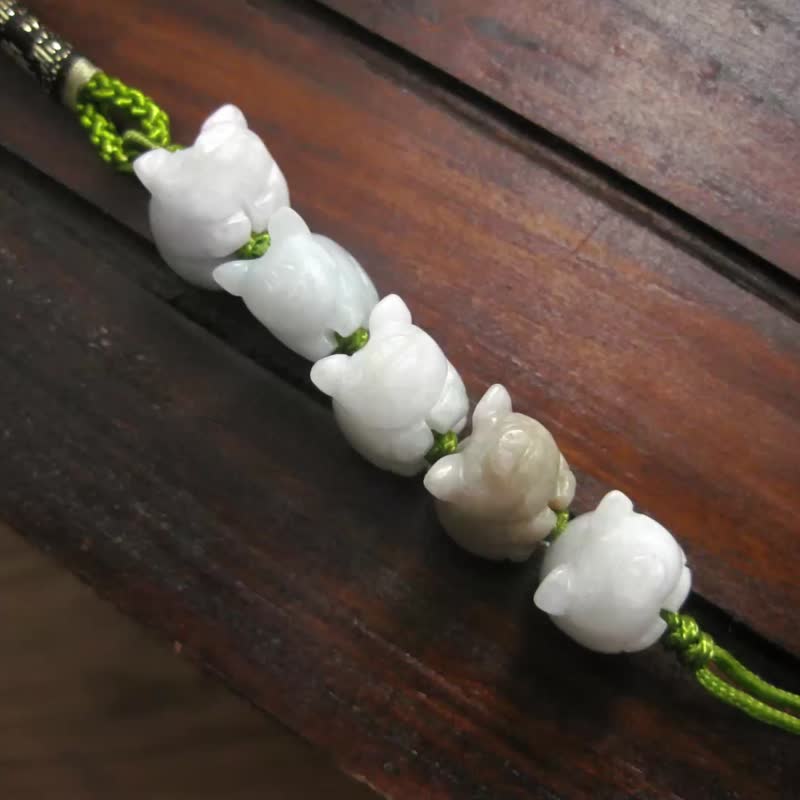 吊饰 五福临门 缅甸玉+东菱玉/五只不同颜色纹路的小猪带来福气/ - 吊饰 - 玉石 绿色