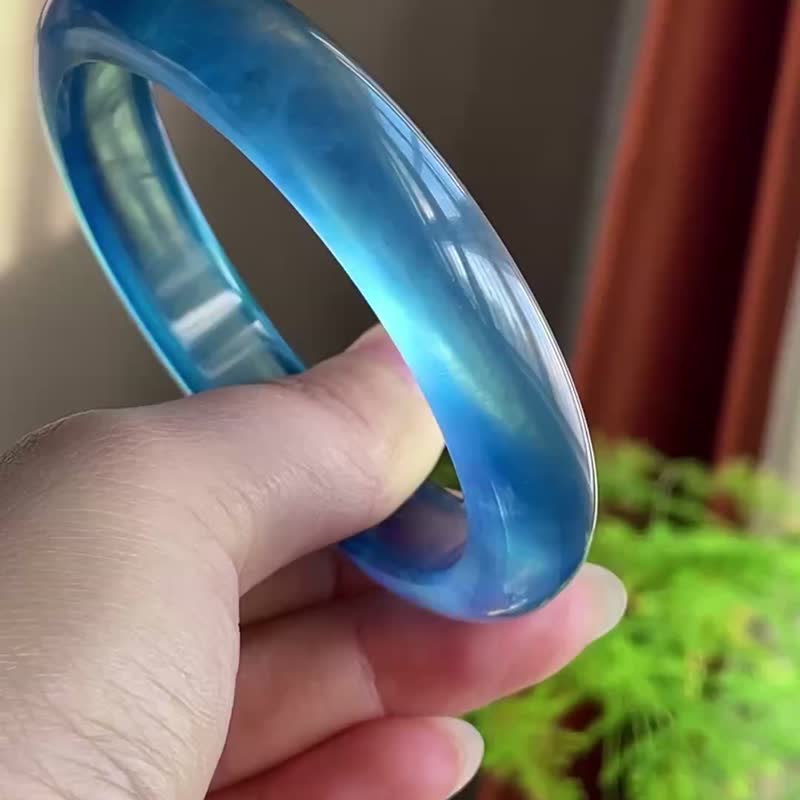 收藏级难遇的品质 天然海蓝宝手镯 魔鬼蓝 圈口59.5MM 晶体通透 - 手链/手环 - 玉石 