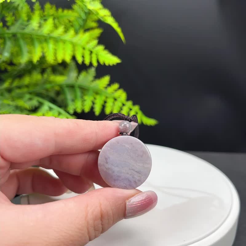 天然 豆沙粉珊瑚玉吊坠 冰润玉化胖圆牌光面菊花玉项链 辟邪招财 - 项链 - 半宝石 