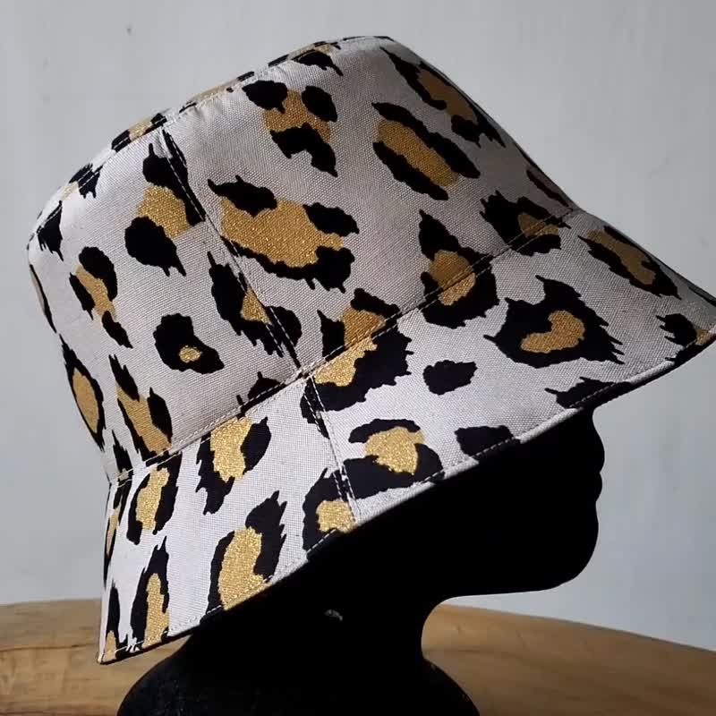 Double-sided Bucket Hat 双面渔夫帽 法式女孩风 镶金粉豹纹-L黑 - 帽子 - 棉 金色