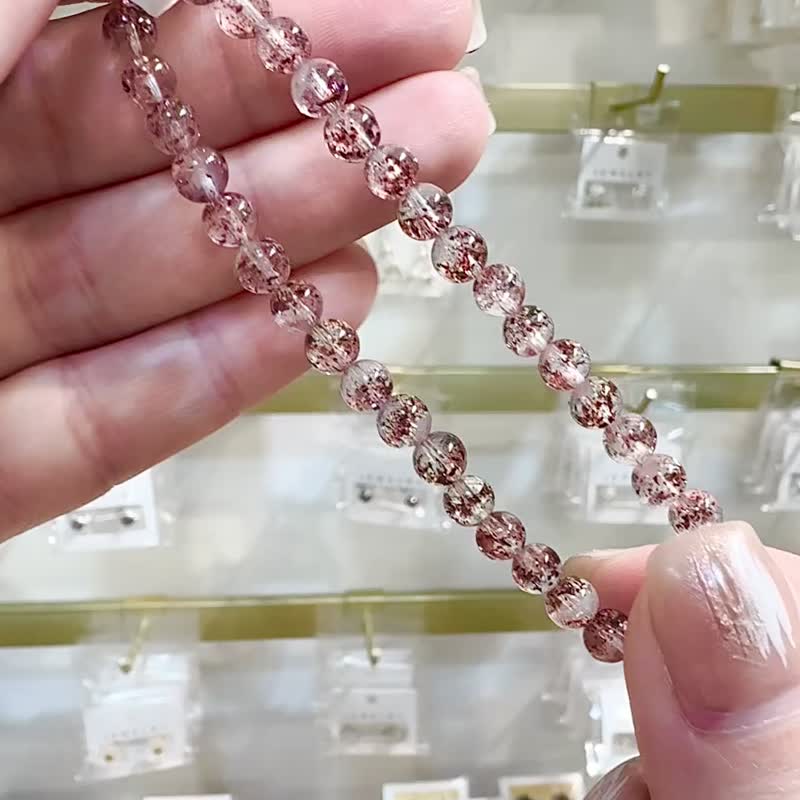 天然高透体彼岸花红超七金草莓5mm6.77g水晶手链贵人运桃花 - 手链/手环 - 水晶 红色