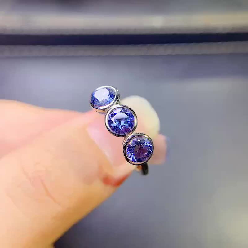 Blue Moissanite Ring, Blue Moissanite Half Eternity Band, Moissanite Silver Band - 戒指 - 其他材质 银色