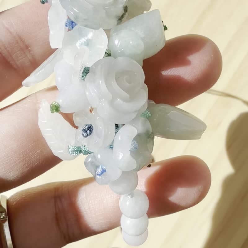 手工編織翡翠手链 — 晨光中的玫瑰 - 手链/手环 - 玉石 蓝色