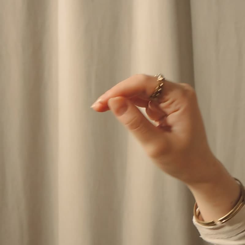 金韵 天然石黄铜戒指 | 极简手工设计饰品 - 戒指 - 半宝石 金色